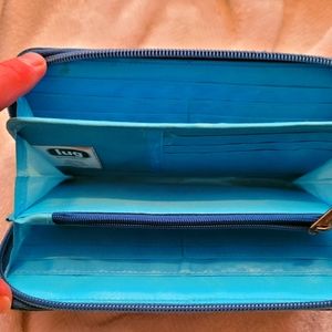 Lug Handspring Wallet Blue